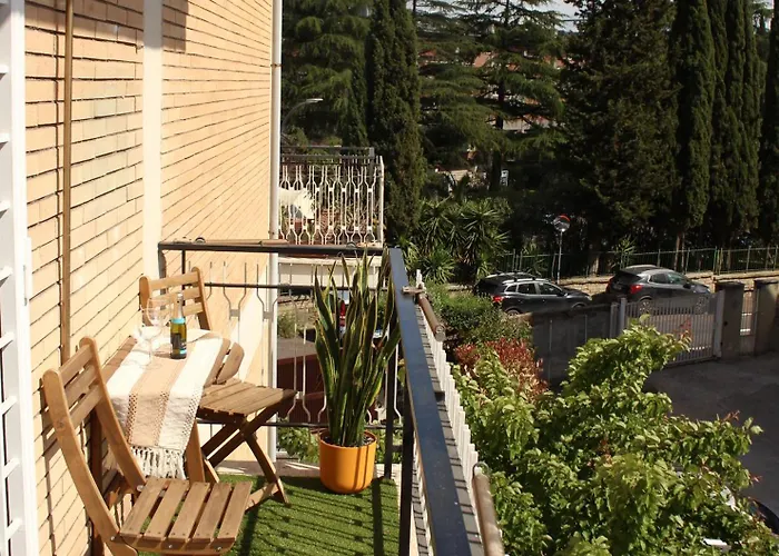 Apartament Wood - Battistini Rzym